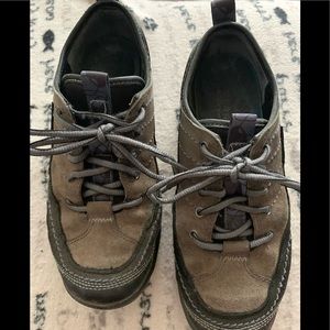 Merrell woman’s walking shoes size 7